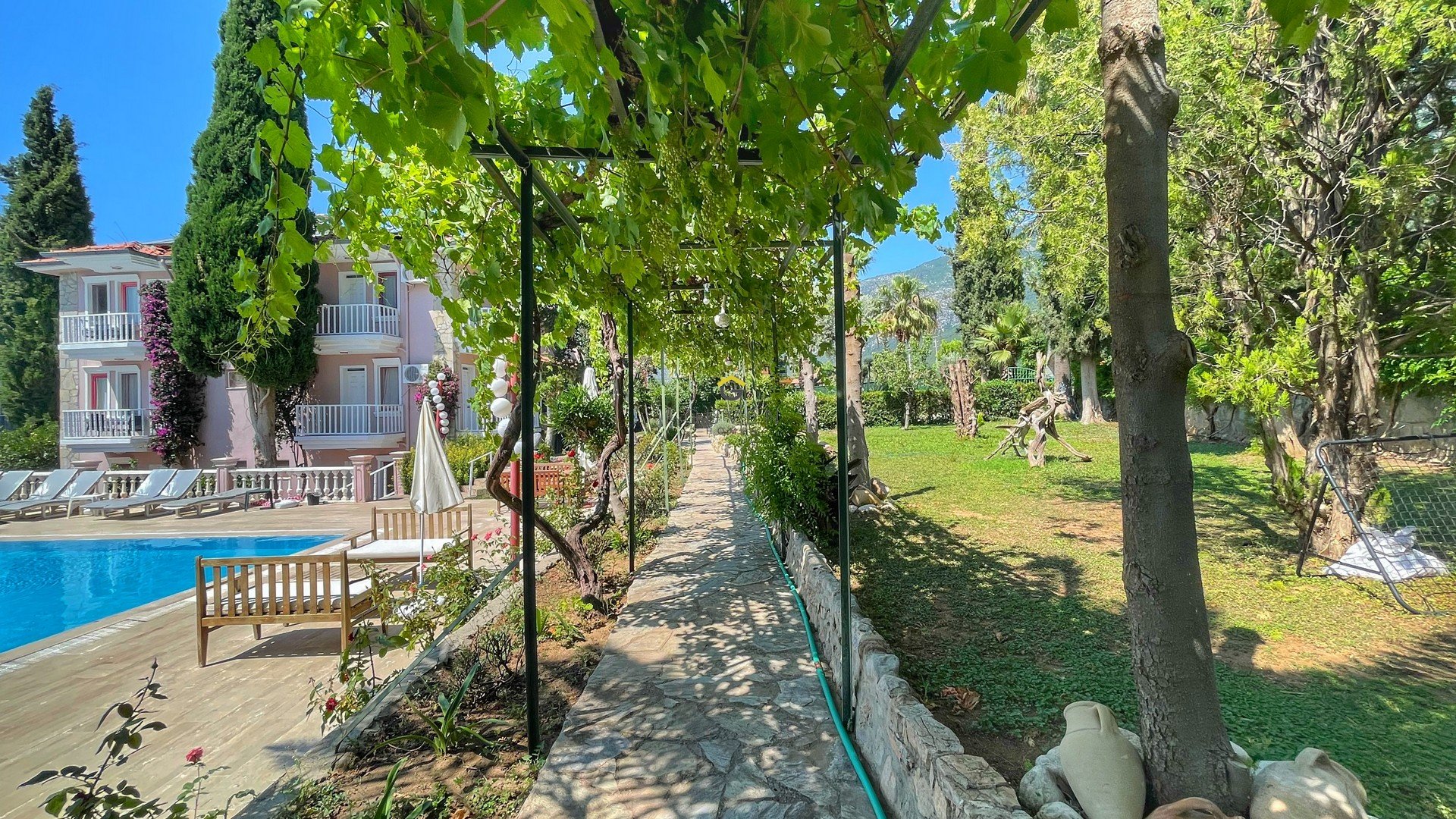 GÜVEN HOMES'TAN ÖLÜDENİZ OVACIK SATILIK 21 ODALI APART HOTEL