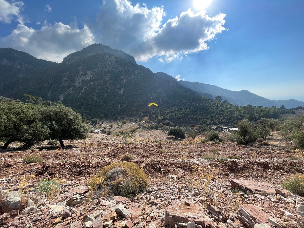 GÜVEN HOMES TAN FARALYA KİRMEDE DENİZ MANZARALI 1910m² TARLA