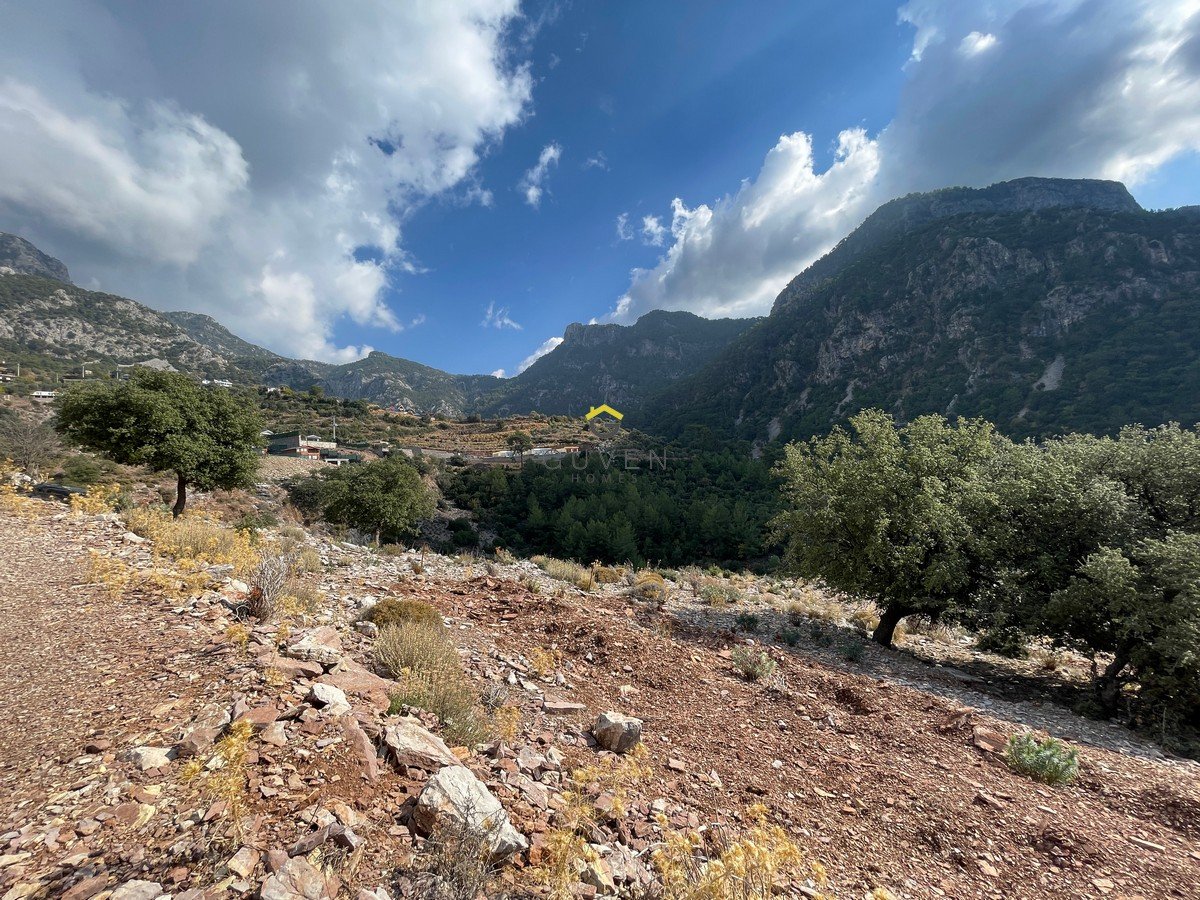 GÜVEN HOMES TAN FARALYA KİRMEDE DENİZ MANZARALI 1910m² TARLA